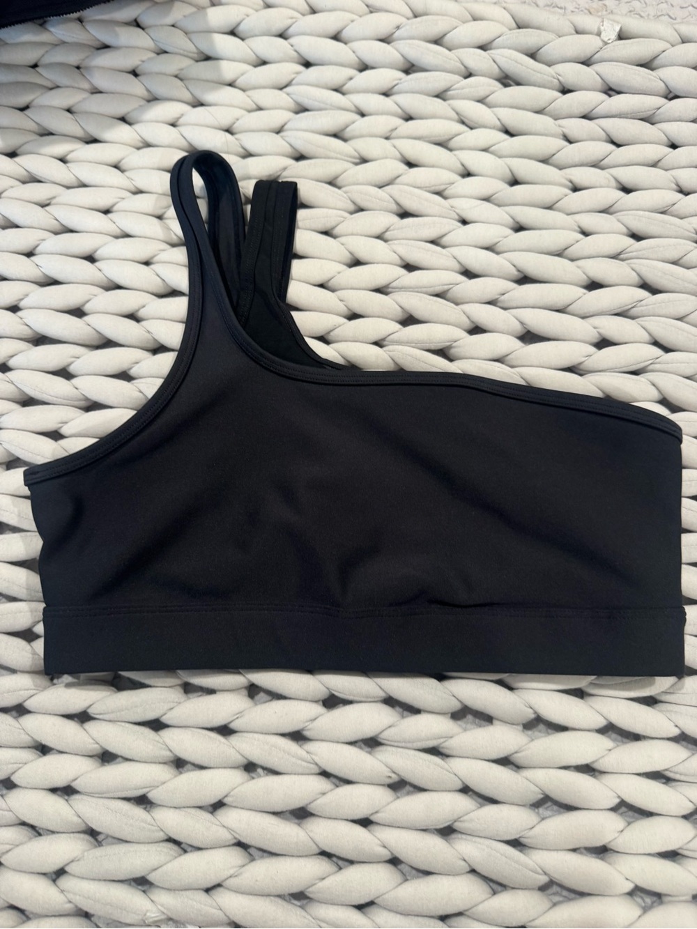ALO Yoga Black Asymmetric One-Shoulder Sports Bra